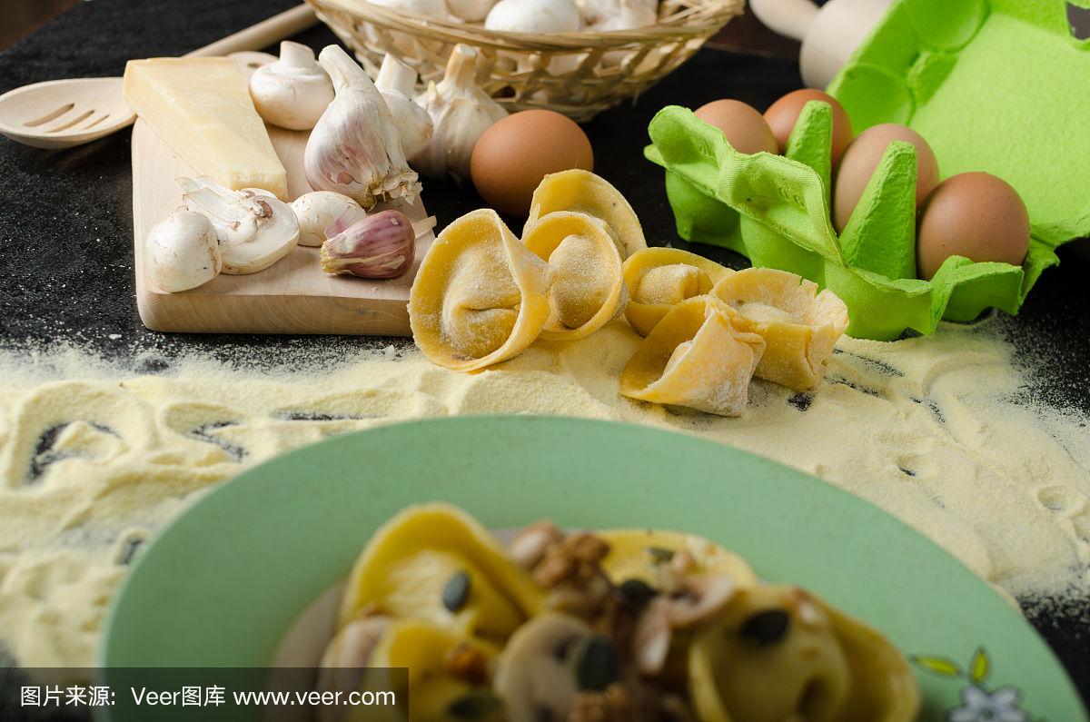 意大利面和饺子的完美搭配技巧 意大利面和饺子的完美搭配技巧