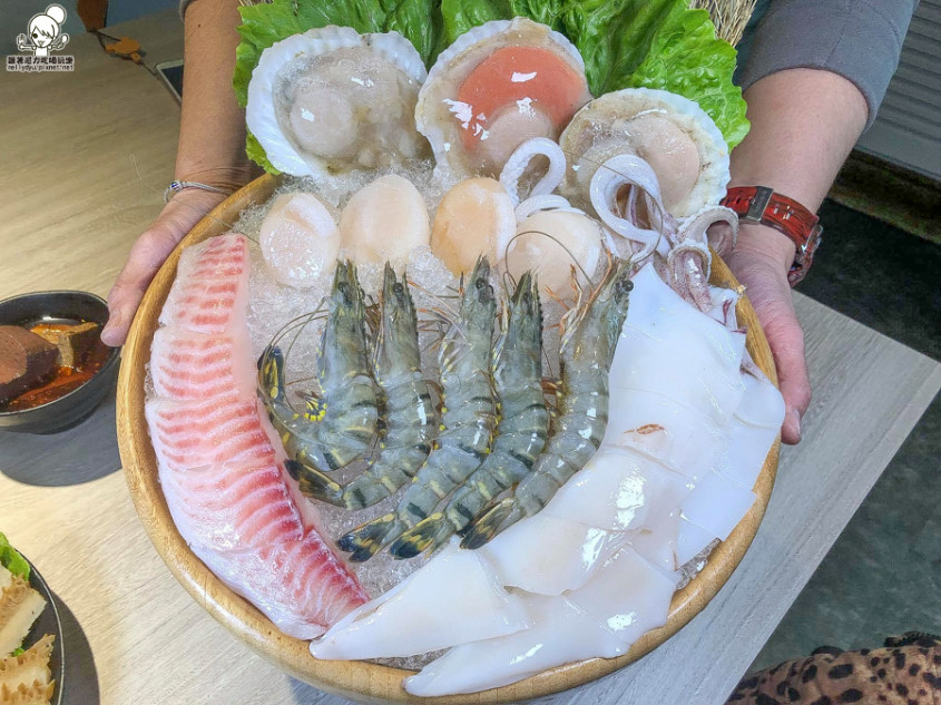 火锅海鲜拼盘与传统火锅的区别 火锅海鲜拼盘与传统火锅的区别